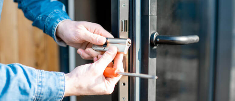 Commercial Locksmith Stanford